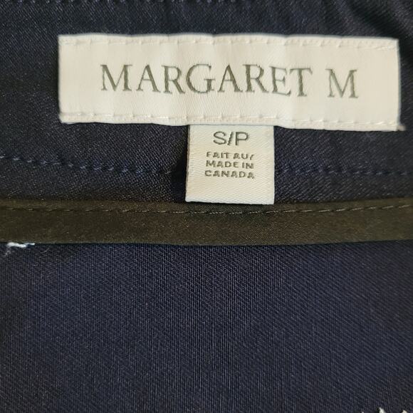 Margaret M Women's Pull On Skirt Stretch Navy  Pineapple Embroidered Size Small - Picture 3 of 8